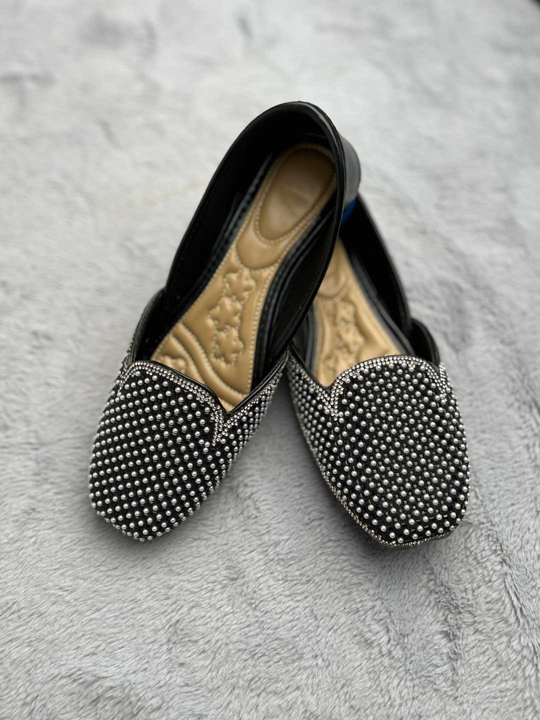 Punjabi Jutti with Heavy Stone Work